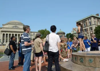 Menjelajahi Universitas Columbia