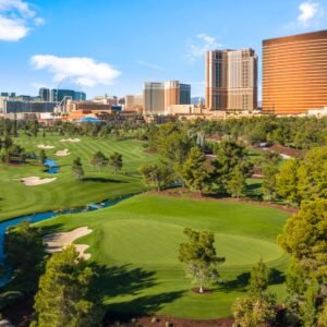 Wynn-Golf-Club-Lỗ-13-được-đánh-sao