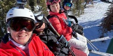 Sacramento Kirkwood Mountain Adult Advanced Group Ski Lesson