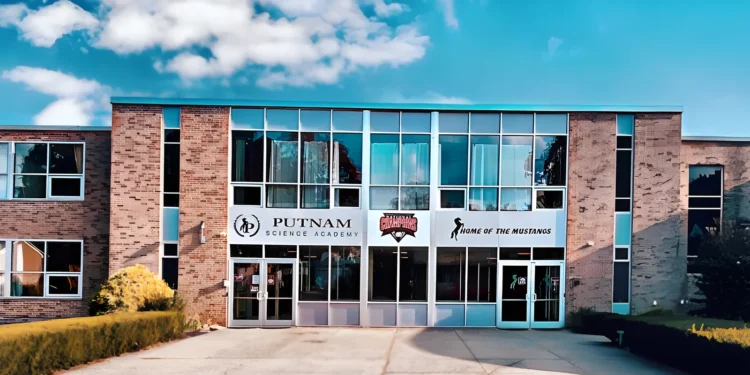 ボストン・パトナム・サイエンス・アカデミー夏期聴講生プログラム