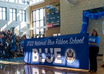 洛杉磯藍絲帶學校暑期稽核班計畫