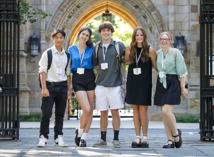 Program Kejuruteraan Musim Panas Universiti New Haven Yale